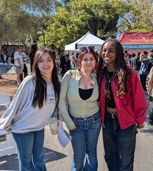 three young women at Welcome Day