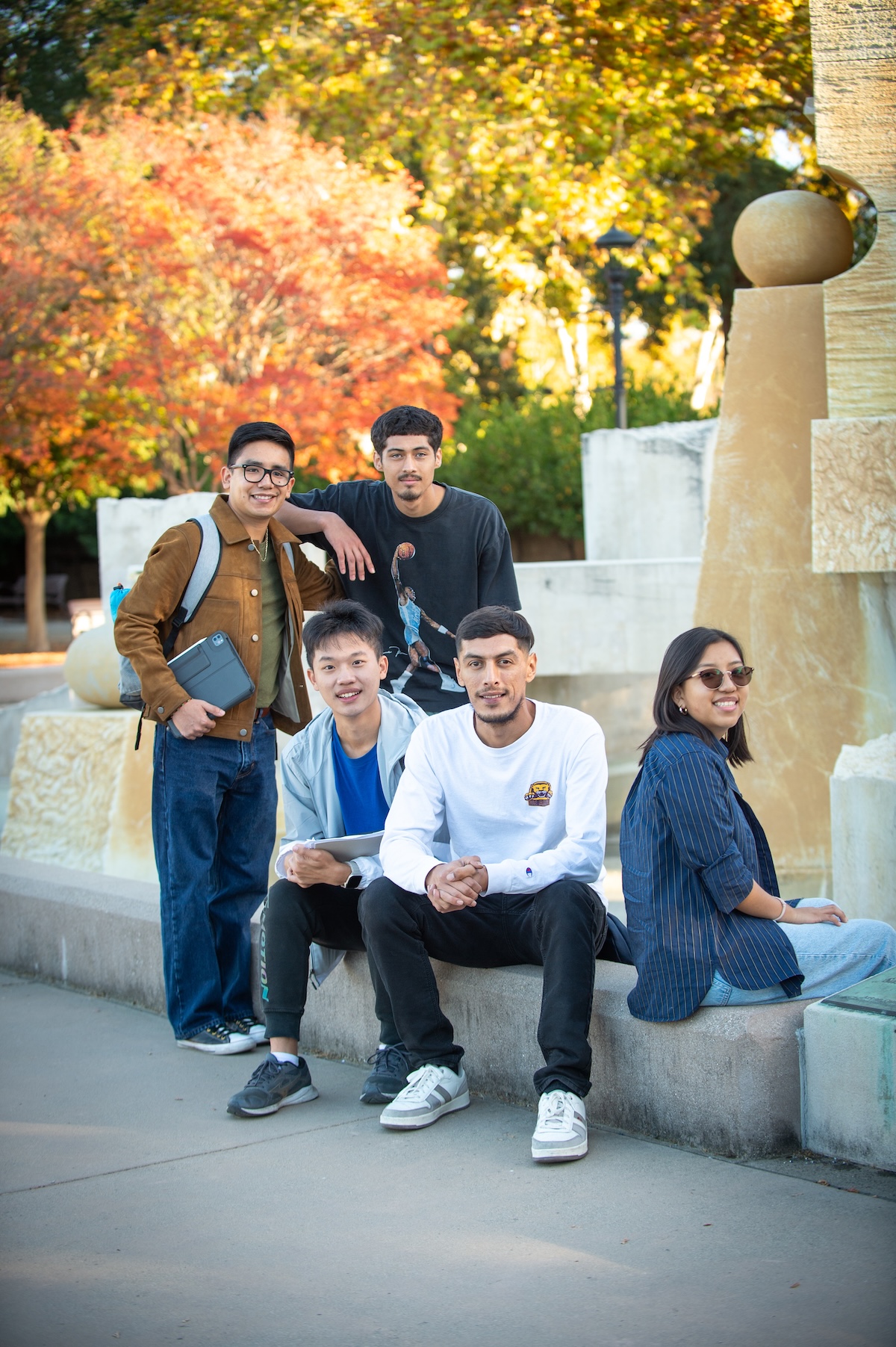 De Anza students in the Sunken Garden